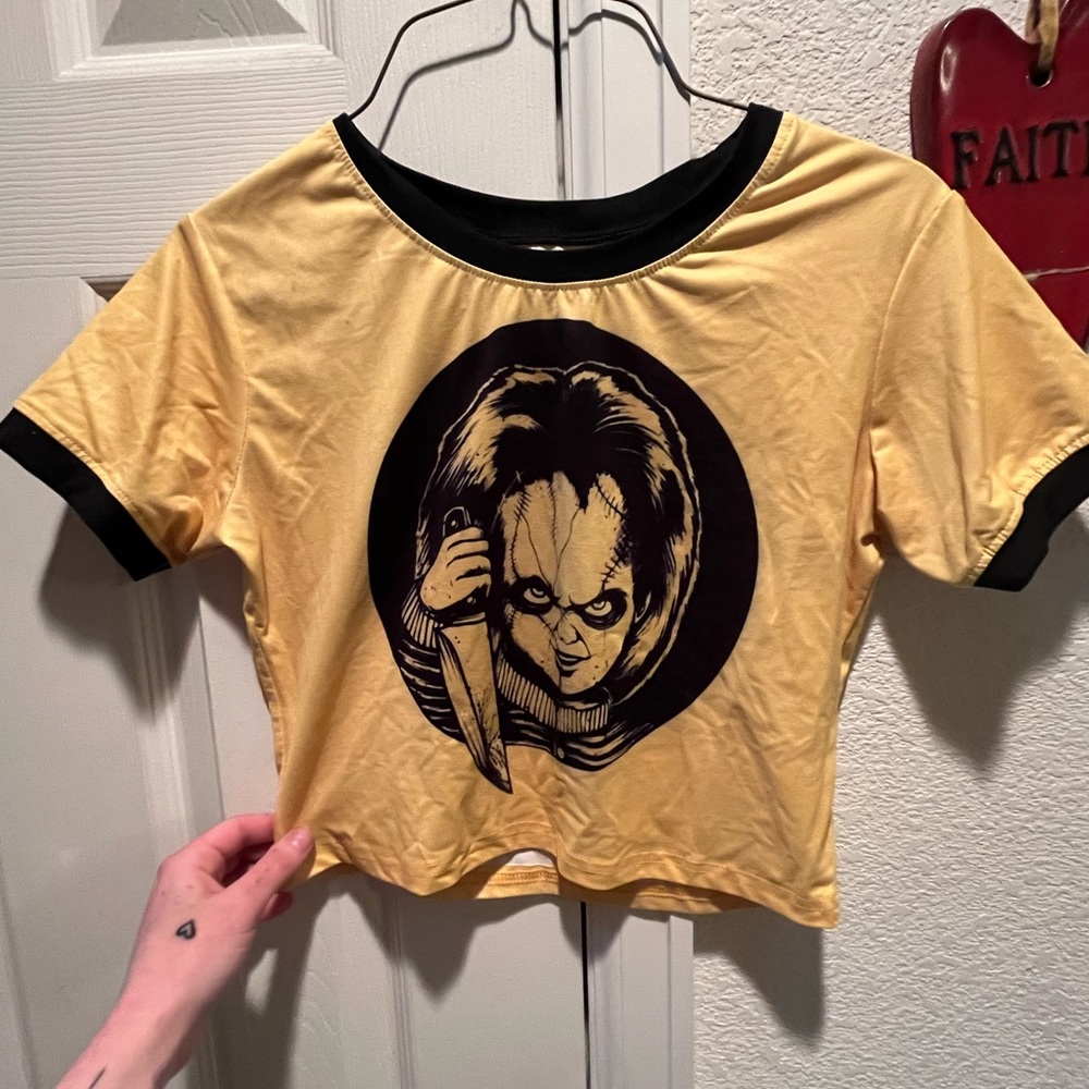 Crop top